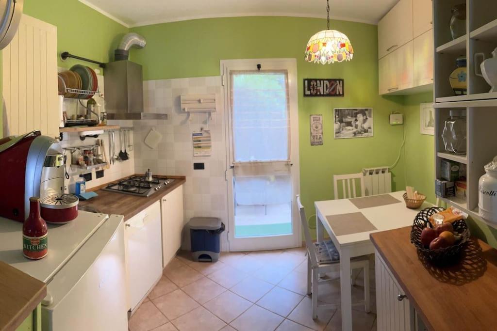 萨尔扎纳Le Rose , Relax In Casolare Del 1700公寓 外观 照片
